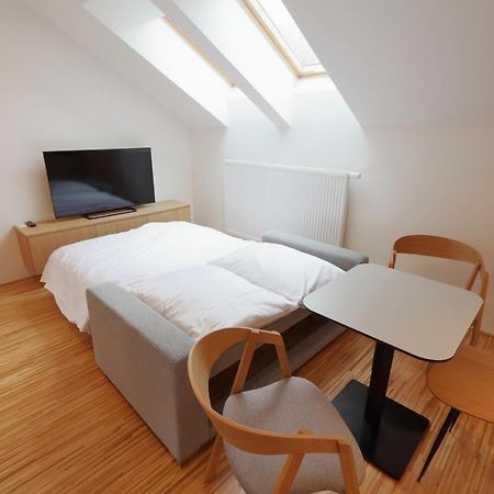 Apartmany U Kvetne Zahrady 크로메르지 외부 사진